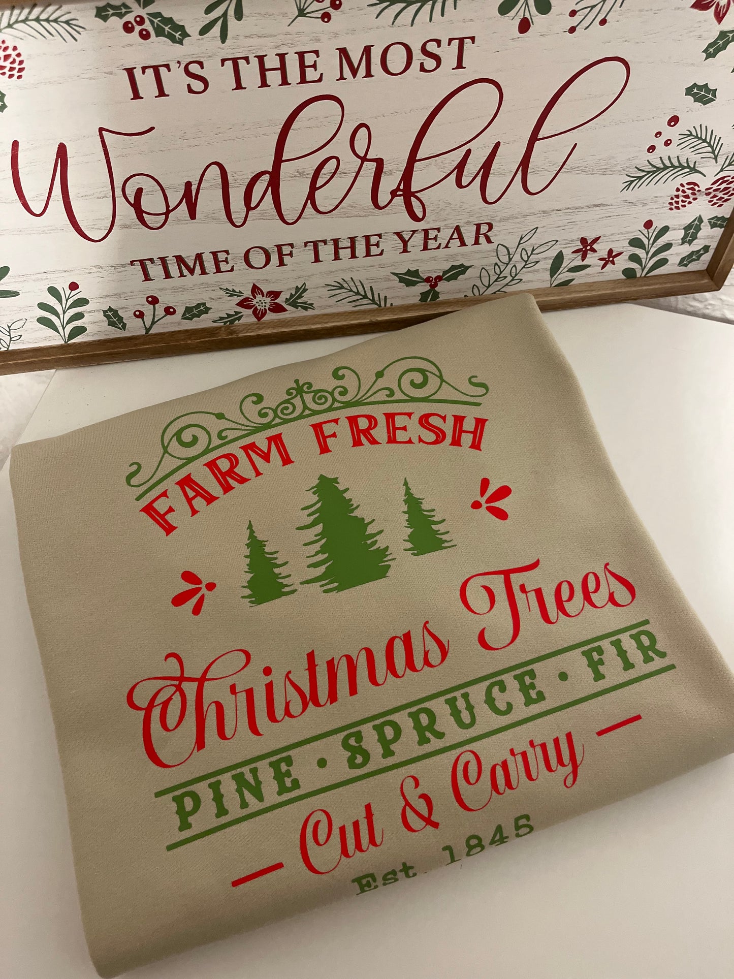 Farm Fresh Christmas Trees T-Shirt / Sweatshirt