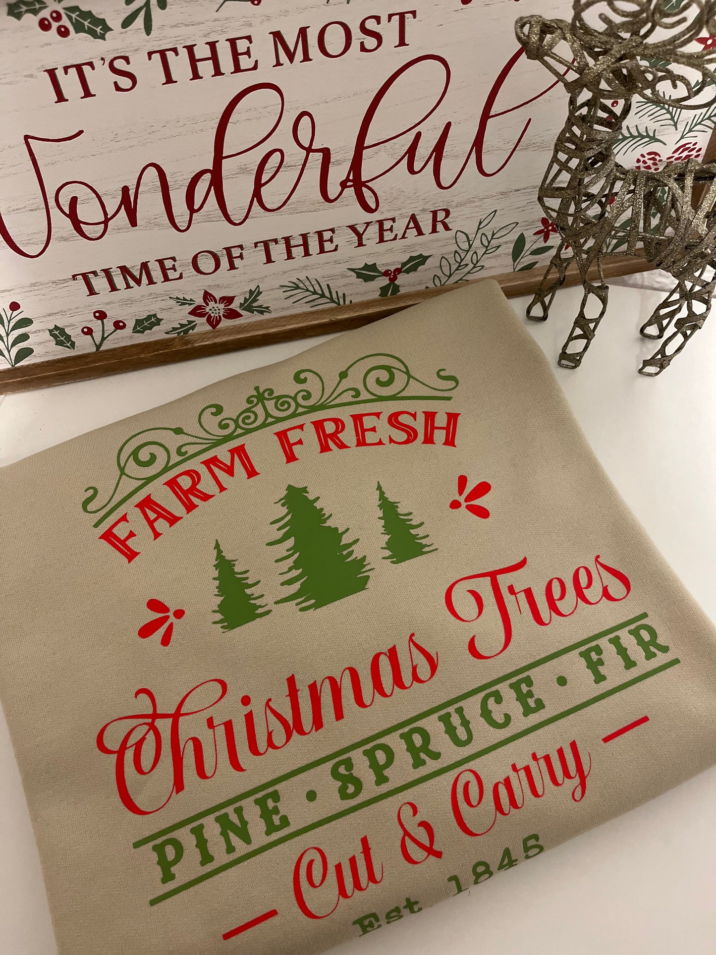 Farm Fresh Christmas Trees T-Shirt / Sweatshirt