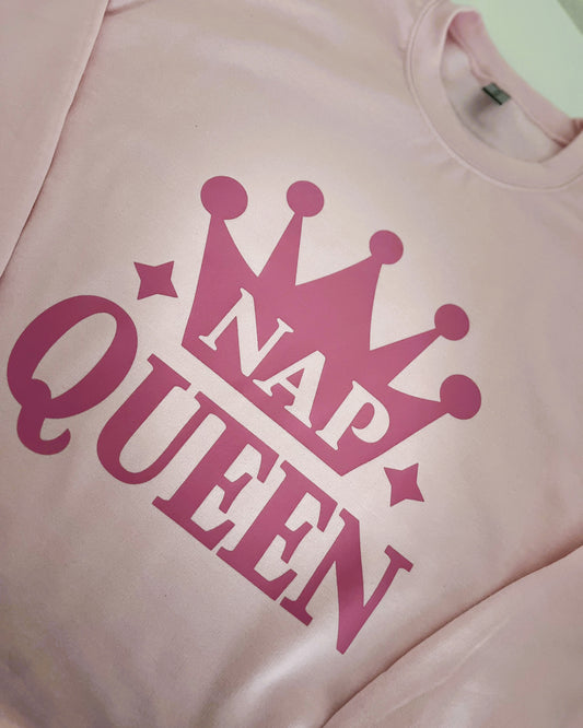 Nap Queen T-Shirt / Sweatshirt