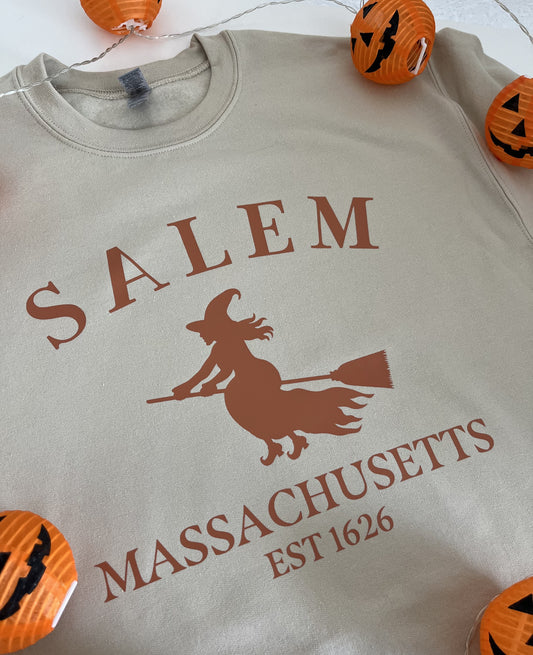 Salem T-Shirt / Sweatshirt